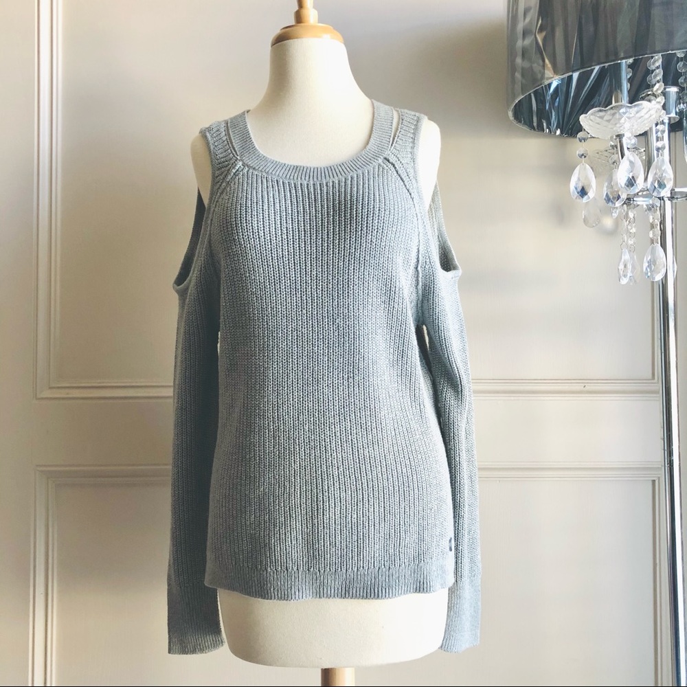 *NEW* Hollister Cold Shoulder Gray Sweater Medium